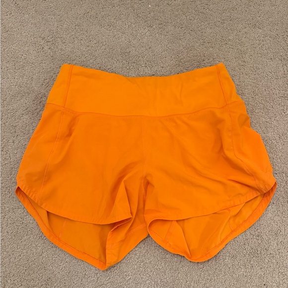 EUC Lululemon Speed Up Mid-Rise Lined Short 4" Clementine Size 6 - Picture 4 of 8